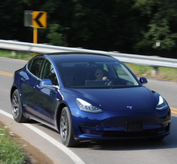 Tesla Model 3.  Foto: Auto-Medienportal.Net/Jens Meiners